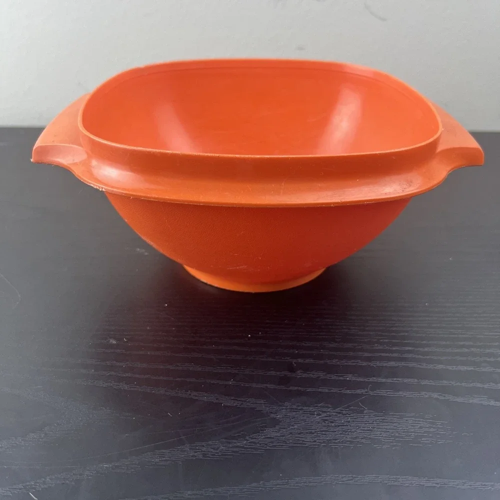 Vintage Tupperware Servalier Bowl 840-4 Burnt Orange Round MCM No Lid